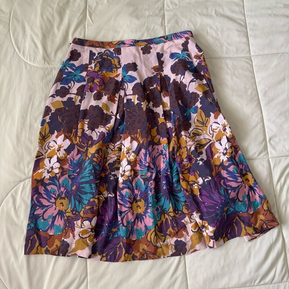 Talking French 100% Silk Multicolor Floral A-Line Midi Skirt Size 38 (28 waist) - Picture 4 of 6